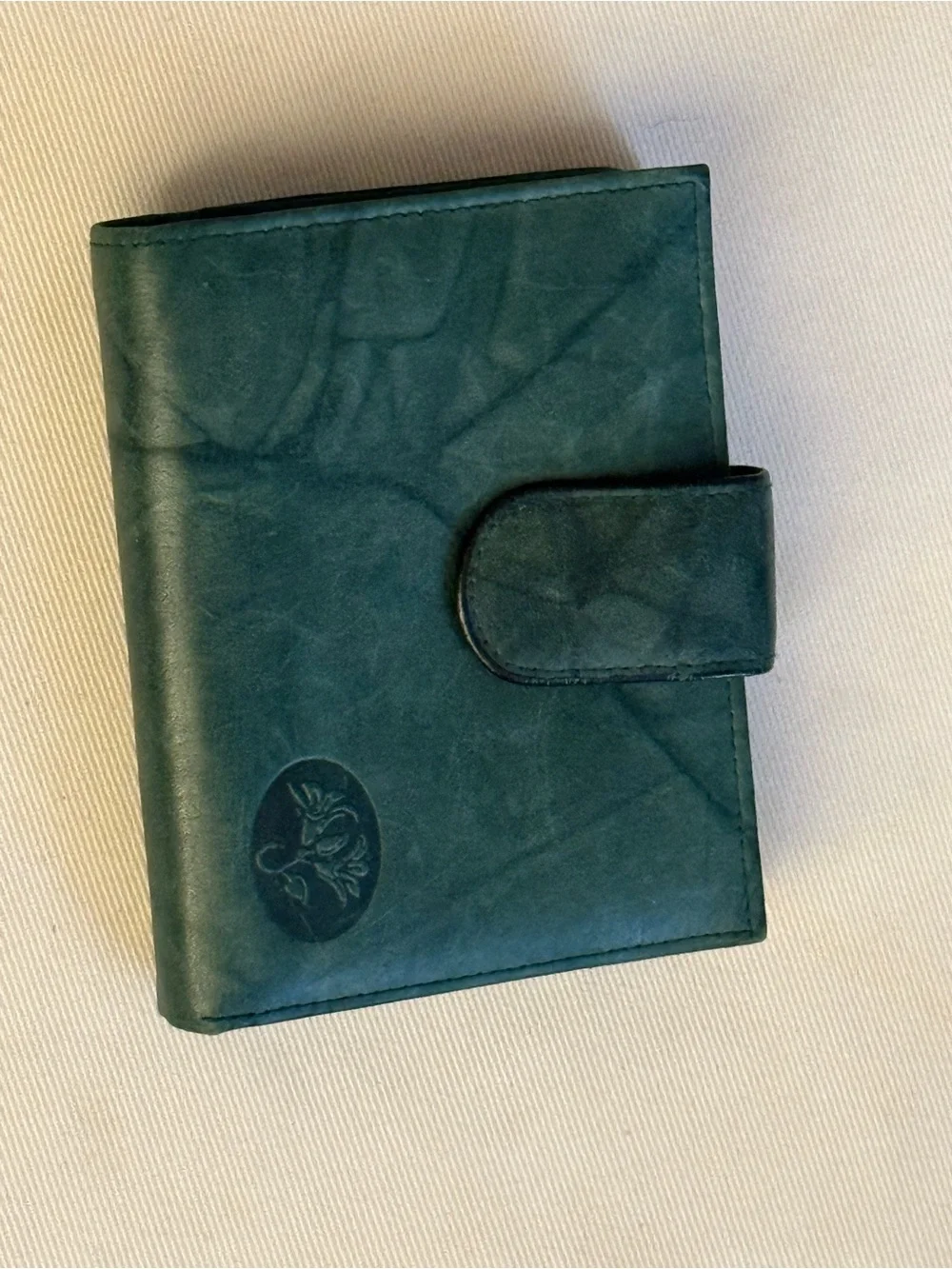 Vintage Buxton Top Grain Cowhide Leather Wallet Green Kiss Lock Coin Purse